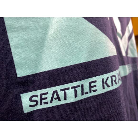 NHL Seattle Kraken Fanatics Navy Blue T-Shirt-Size Adult XL-100% Cotton - Picture 5 of 8